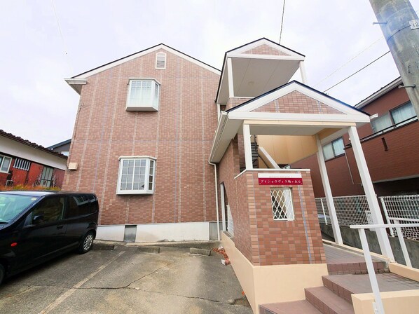 アイショウヴィラVIの物件外観写真